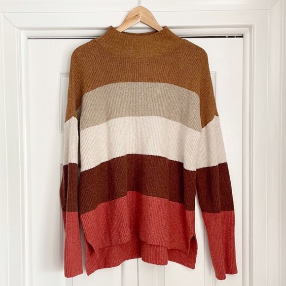 Olive & Oak Sweaters - Olive & Oak color block sweater